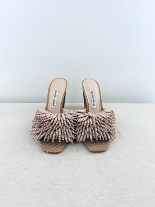 charles david Beige heels, with beaded details, 8