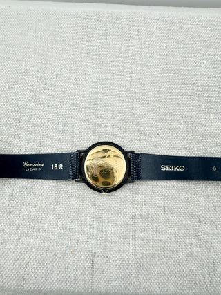 Gucci vintage watch 3000 black dial gold plated roman numeral bezel