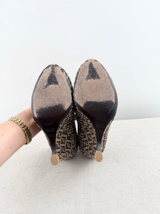 Fendi Logo peep toe pump, 37 1/2