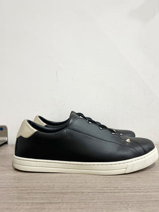 Fendi leather logo sneakers scalloped, 40..5