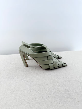 Bottega Veneta alfie mule pumps leather, 39.5