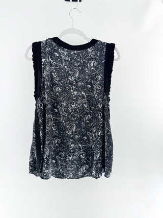 Cinq a sept sleeveless pattern top, XL