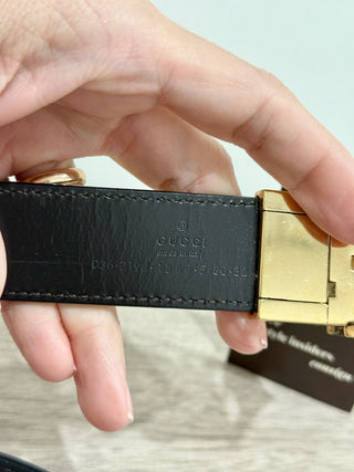 Gucci leather belt with gold buckle, 80/ 32
