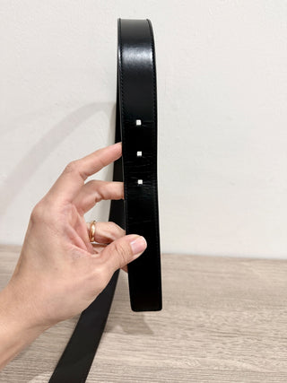 Gucci leather belt with gold buckle, 80/ 32