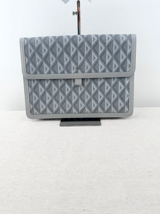 Dior hit the road A4 pouch