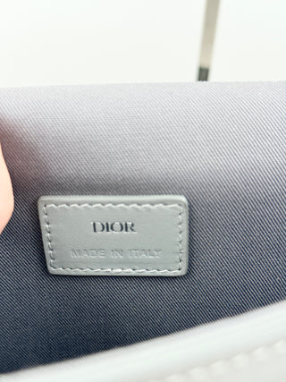 Dior hit the road A4 pouch