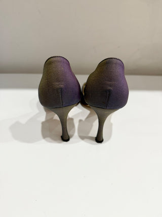 Manolo Blahnik Sedaraby Crystal Embellishments Ombre D'Orsay Pumps Purple EU 39