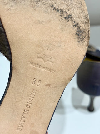 Manolo Blahnik Sedaraby Crystal Embellishments Ombre D'Orsay Pumps Purple EU 39