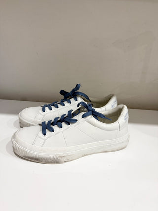 Givenchy low top leather sneakers, 40