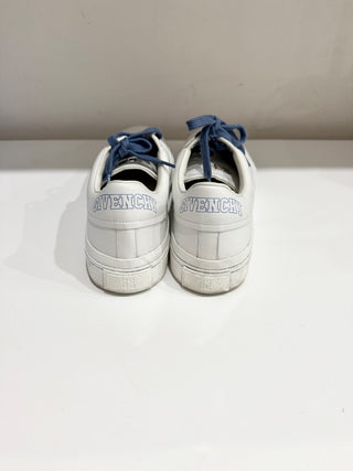 Givenchy low top leather sneakers, 40