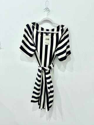 BCBGMaxazria Striped Short Sleeve Mini Dress with Belt White/Black Womens Size M
