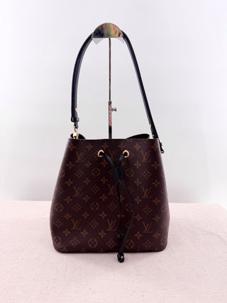 Louis Vuitton neonoe MM bucket bag monogram with adjustable strap