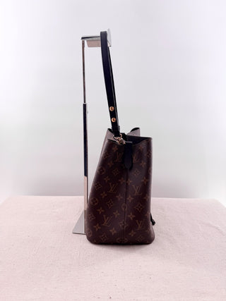 Louis Vuitton neonoe MM bucket bag monogram with adjustable strap