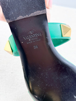 Valentino roman studs flat leather sandals, 36
