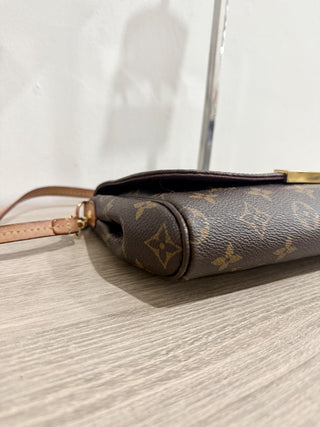 Louis Vuitton monogram favorite mm handbag