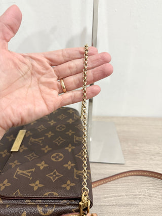 Louis Vuitton monogram favorite mm handbag