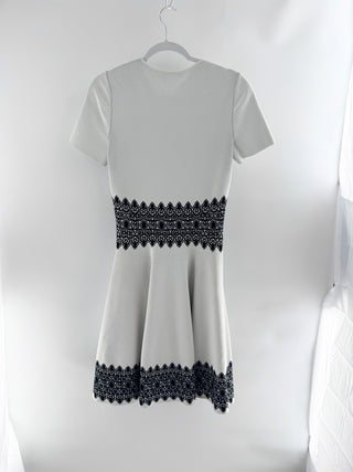 Alexander McQueen knit fit and flare midi dress, L