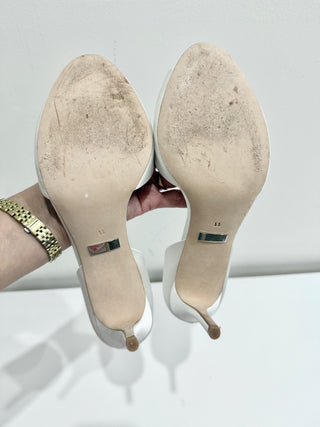 Badgley Mischka Dana Satin Crystal Peep Toe D'Orsay Heels White Women's Size 11