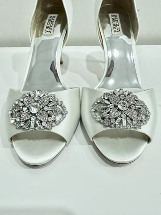 Badgley Mischka Dana Satin Crystal Peep Toe D'Orsay Heels White Women's Size 11