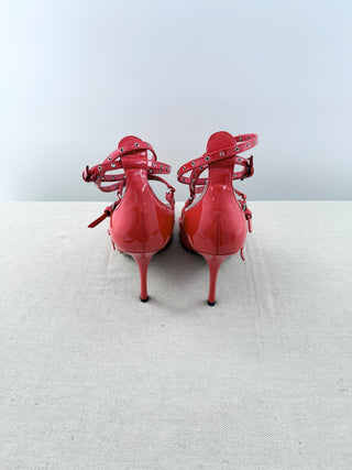 Valentino pointy heel strap pumps patent leather, 38