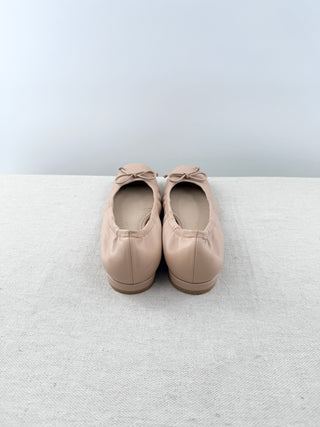 Stuart Weitzman leather ballet flat, 5.5