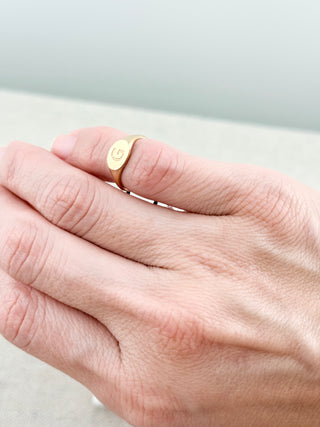 Mejuri 14 k gold signet pinky ring, 3