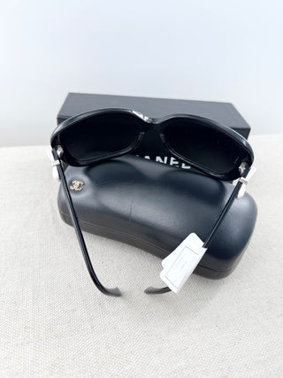 Chanel vintage oversized sunglasses with bow detail