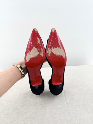 Christian Louboutin mid heel pointy velvet pumps, 38
