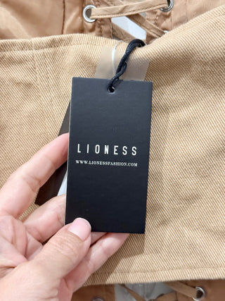 Lioness east gate corset top, 6