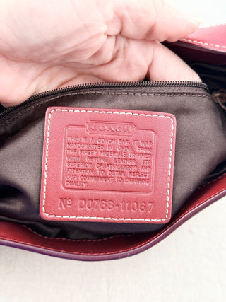 Coach hamptons signature shoulder bag leather and monogram canvas