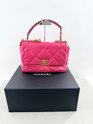 Chanel 19 quilted large bag, large