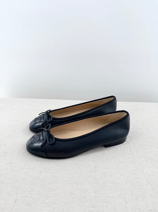 Chanel leather ballet flats, 36