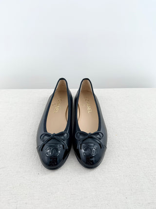 Chanel leather ballet flats, 36