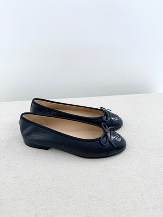 Chanel leather ballet flats, 36