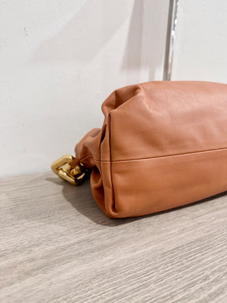 Bottega Veneta chunky chain pouch leather bag