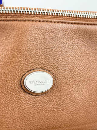 Coach pebbled leather large travel duffle bag with strap