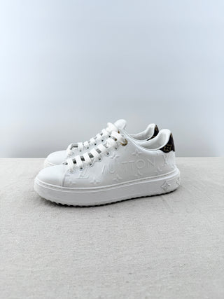 Louis Vuitton time out leather sneaker, 39