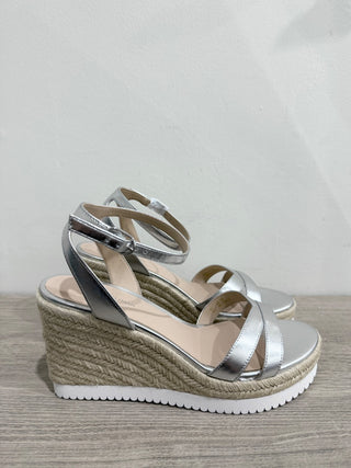NWT Stuart Weitzman Catalina Espadrille Wedge Sandals Silver Leather Womens US 9