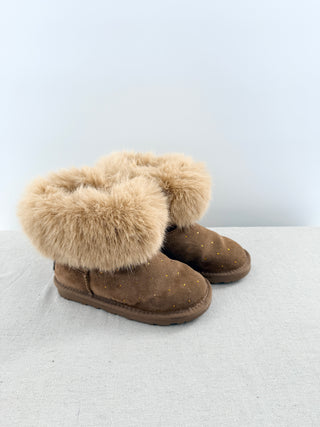 Monnalisa girls fur-cuff winter boots featuring oversized plush fur cuffs, and sparkling crystal embellishments, 31