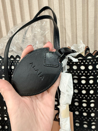 Alaia Le mina 32 leather laser cut shoulder bag