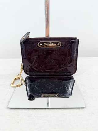 Louis Vuitton patent leather embossed amarante pochette cles with key chain