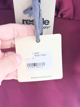 Dress forum satin midi dress, M
