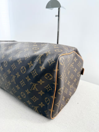 Louis Vuitton monogram speedy bag 35, 35