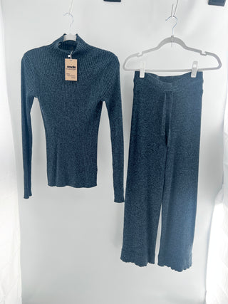 Athleta knit marbled set top and pants, XS