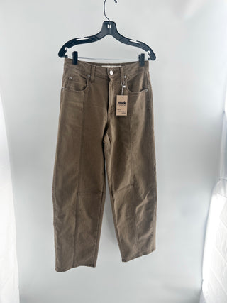 AMO straight jeans, 27 / 4