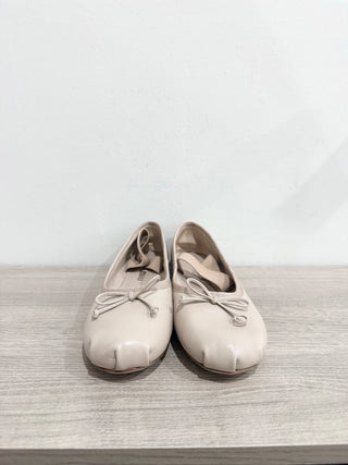 Miu Mu Lea Logo Leather Bow Slip On Ballet Flats Nude Cream Women's Size EU 37