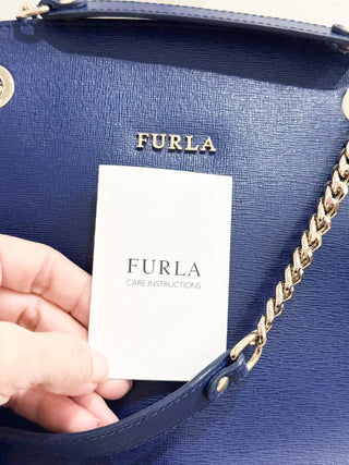 Furla leather shoulder handbag with chain detail