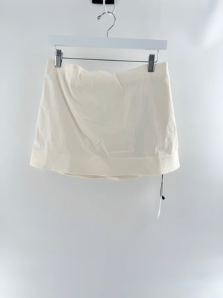 House Of Harlow mini skort crafted in smooth stain fabric with a soft sheen finish, S