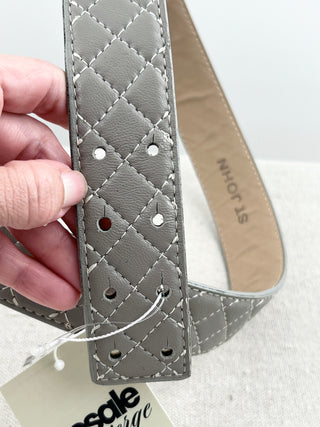St. John quilted leather belt whipstich, S
