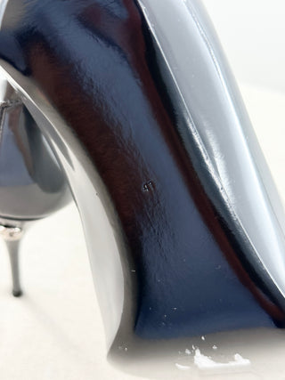 Dolce and Gabbana patent leather logo heel pumps, 41